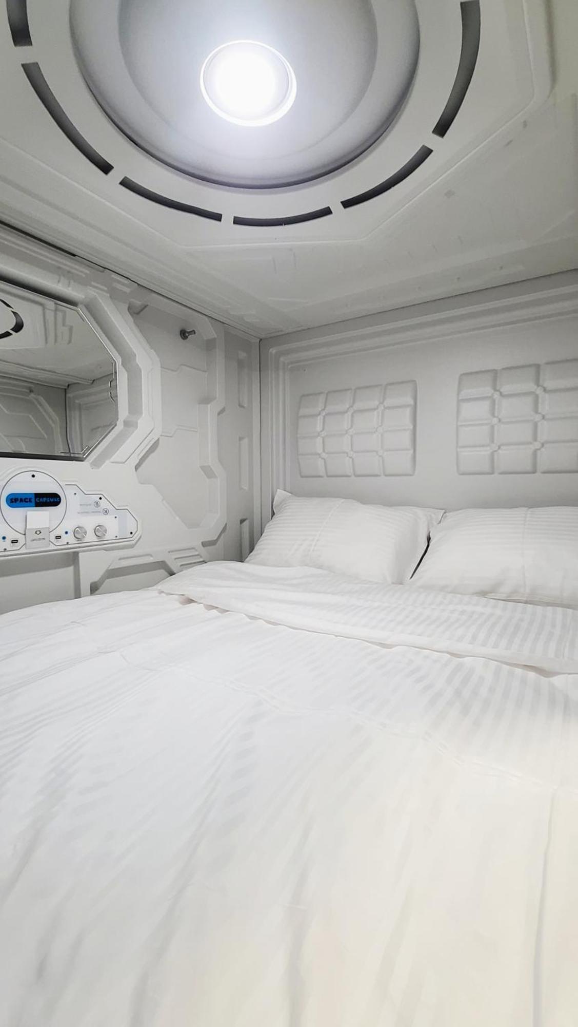 Capsula Hotel Єреван Екстер'єр фото